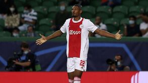 Sébastien Haller: goleador junta-se a nomes ‘malditos’