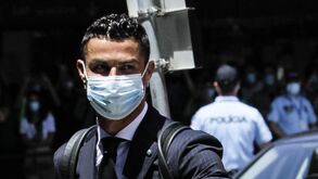 Agente de viagens desvia 288 mil euros de cartão de crédito de Ronaldo