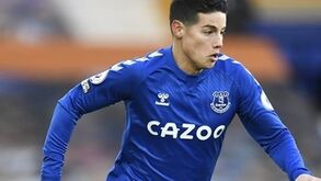 A curiosa cláusula no contrato de James Rodríguez que lhe permite juntar-se a Messi