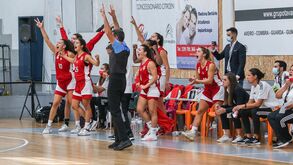 Benfica vence primeira Supertaça de basquetebol feminino ao bater V. Guimarães