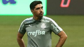 Abel elogia jogadores brasileiros mas atira: «O que faz a diferença é o que está entre as orelhas»