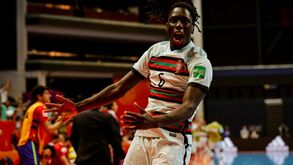 Zicky: «Agarrámo-nos uns aos outros e fomos para cima deles»