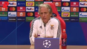 Jesus, o estágio com Cruijff e a filosofia que 'Messi, Ronaldinho, Figo ou Maradona' ajudaram a modificar