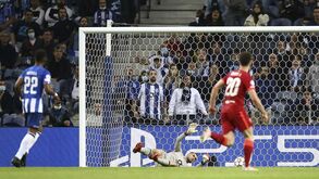 A crónica do FC Porto-Liverpool, 1-5: tanto pecado não tinha salvação