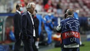 Jorge Jesus explica gesto para os adeptos à beira do fim: «Queria uma grande ovação»