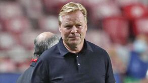 Catalães garantem que Koeman continua: «Vão mantê-lo até que a situação seja insustentável»