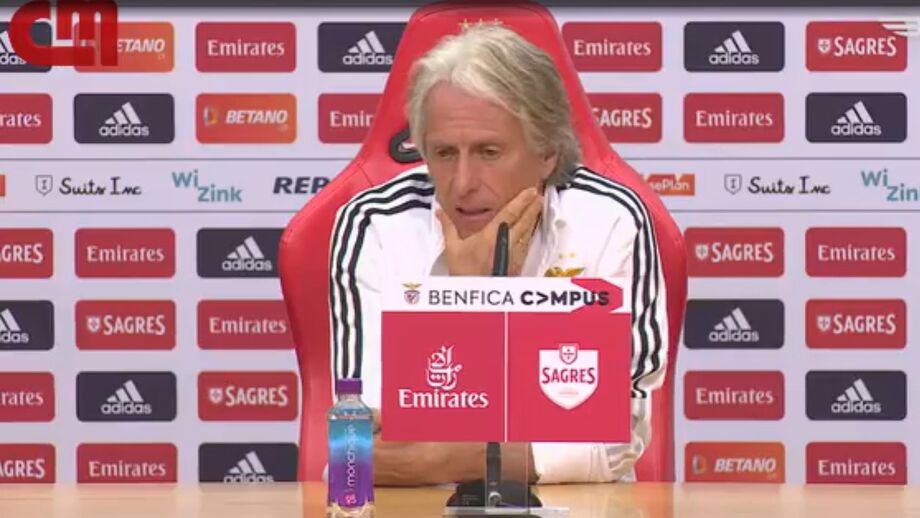 Treinador analisa um dos jogadores que esteve perto da saída neste mercado