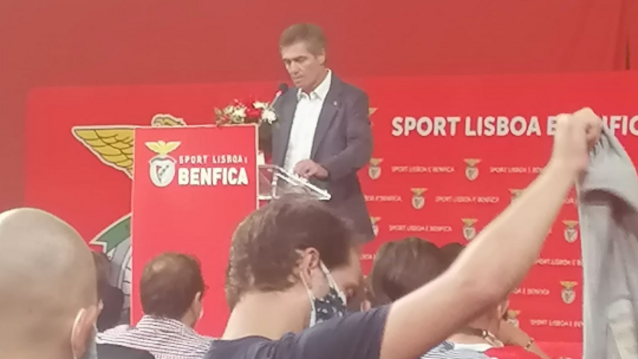 Candidato derrotado das últimas eleições do Benfica tomou a palavra na AGE
