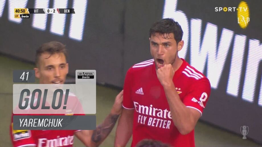 Toni Gutiérrez organiza a sua vida em torno dos encarnados