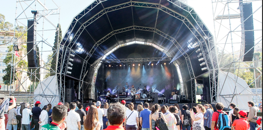 Música é um dos pontos altos do dia