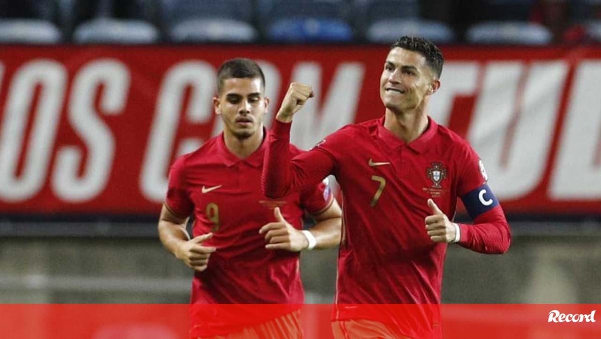 Jornal de Leiria - Portugal dá hoje o pontapé de saída no Mundial do Catar