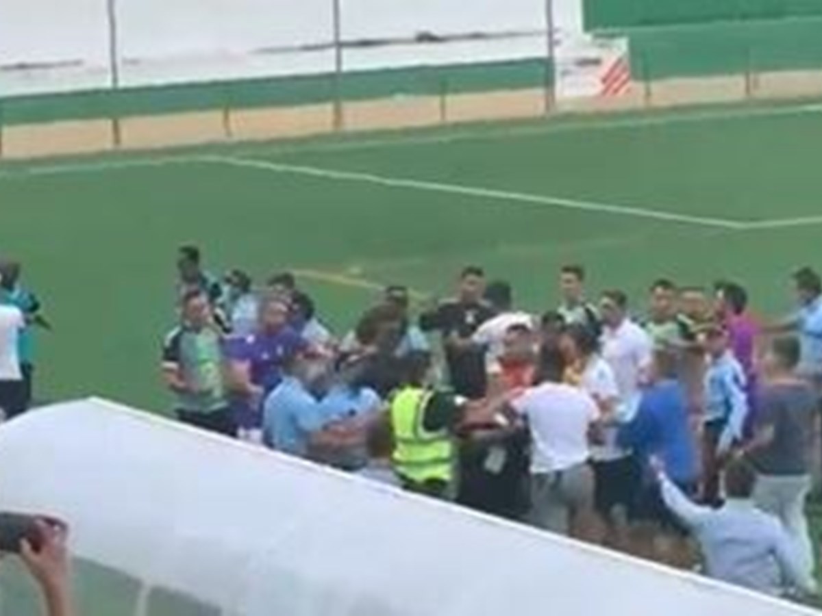 Agentes disparam para o ar no final de jogo de futebol no Montijo. PSP abre  inquérito disciplinar, Futebol nacional