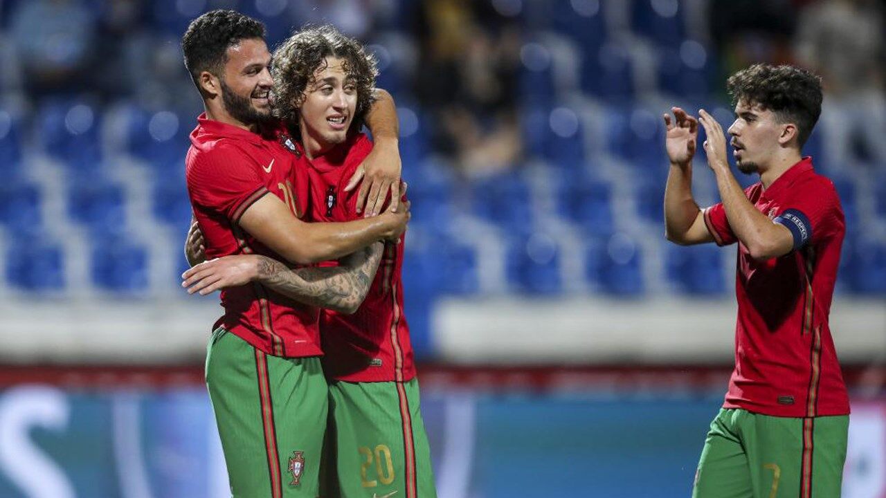 Sub-21 de Portugal goleiam de novo Bielorrússia em jogo de clara