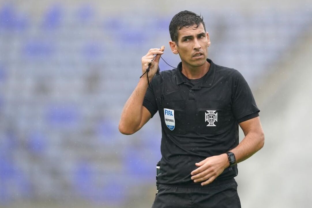 Fábio Veríssimo arbitra o Vizela-FC Porto