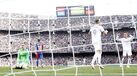 Benzema e Lucas Vázquez festejam o 2-o face à desilusão de Ter Stegen
