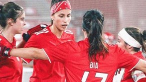Benfica conquista a Supertaça feminina de hóquei patins com Rui Costa na bancada