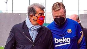 Laporta e Koeman não se falaram na viagem de regresso a Barcelona