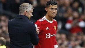 Solskjaer não se arrepende de ter colocado Ronaldo no banco: «Foi a escolha certa»
