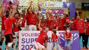 Benfica derrota Sporting na ‘negra’ e conquista Supertaça de voleibol 