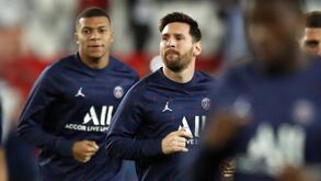 Mbappé: «Há uma nova hierarquia e aceito correr quando Messi estiver a andar» 