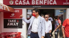 As imagens do almoço de Rui Costa com sócios do Benfica em Albufeira 