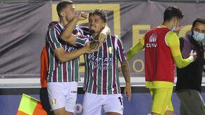 Diogo Pinto (à esq.) apontou um hat-trick