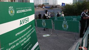Assobios a Frederico Varandas na Assembleia Geral do Sporting