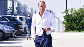 Deixou uma mulher no altar e outra grávida em casa: em Itália dizem que Allegri só é fiel à Juve