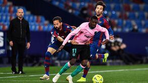 Barcelona-Valencia: empatados na tabela e... a precisar de vencer