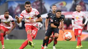 André Silva afasta sondagens dos EUA e da Turquia e foca-se na alta roda europeia