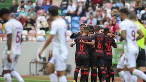 U. Leiria-Santa Clara, 0-2: açorianos afortunados vencem em Leiria e seguem em frente