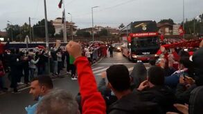 Benfica recebido em festa na Trofa