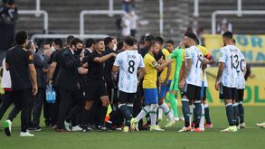 Presidente da FIFA reage ao polémico Brasil-Argentina: «Inaceitável e prejudica o futebol»