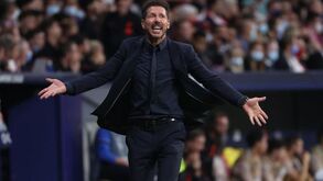 Polémica no final do At. Madrid-Liverpool: Simeone saiu disparado e Klopp não gostou