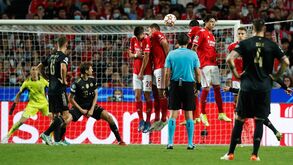 A crónica do Benfica-Bayern Munique, 0-4: dar uma história ao desastre final