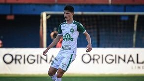 Tiago Coser pode rumar ao Benfica: Brilha na Chapecoense e ajuda os pais na agricultura