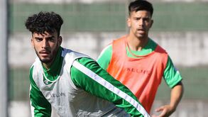 Nuno Barbosa: goleador de pés assentes no chão