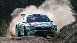 Sétimo lugar na Hungria dá título europeu de ralis a Andreas Mikkelsen