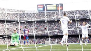 A crónica do Barcelona-Real Madrid, 1-2: merengues afundam catalães