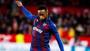 Hernâni rescinde contrato com o Levante