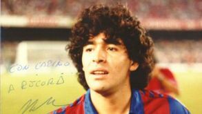 Barcelona irá receber entre 2 a 3 milhões de euros pelo jogo de homenagem a Maradona