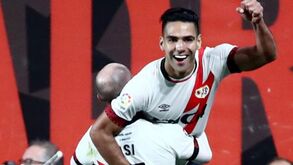 A crónica do Rayo Vallecano-Barcelona, 1-0: Falcão despede Koeman 