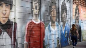 Argentinos vão parar em homenagem ao aniversário de Maradona