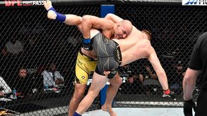 A incrível conquista de Glover Teixeira: campeão do UFC aos 42 anos