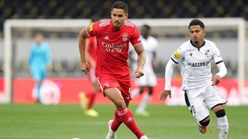 Futuro na Europa em jogo: o onze provável do Benfica para o jogo com o  Salzburgo - Fotogalerias - Jornal Record