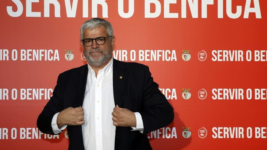 Benitez quer que o Benfica coloque os Red Pass à venda no imediato