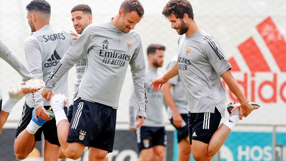 Seferovic acelera para a Champions