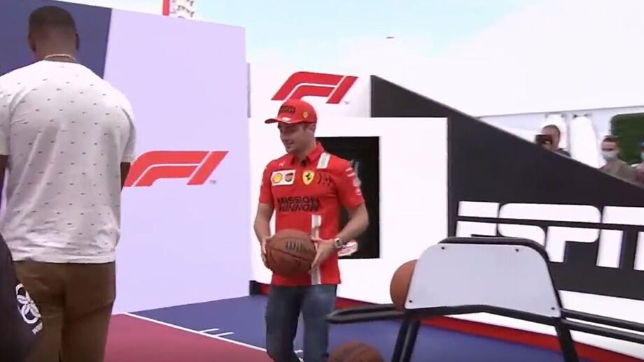 Leclerc trocou volante por uma bola de basquetebol e aconteceu isto