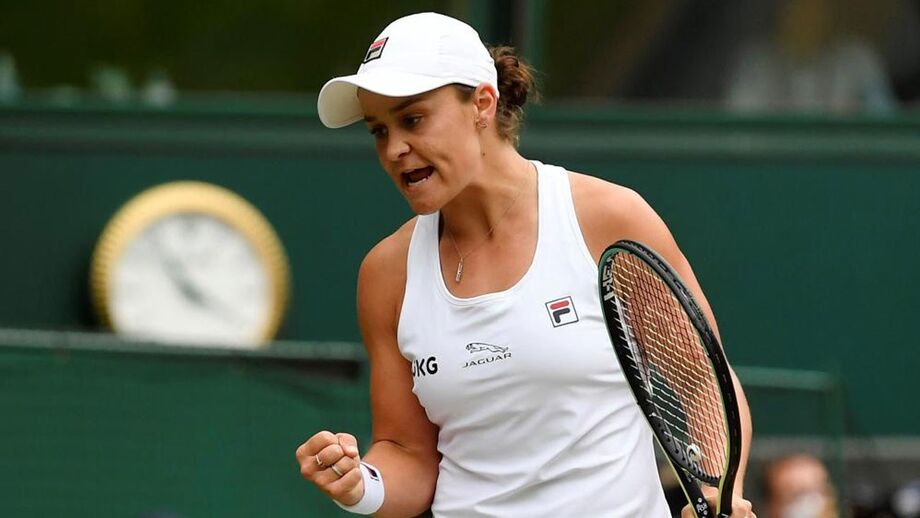 Ashleigh Barty termina época e falha defesa do título nas WTA Finals