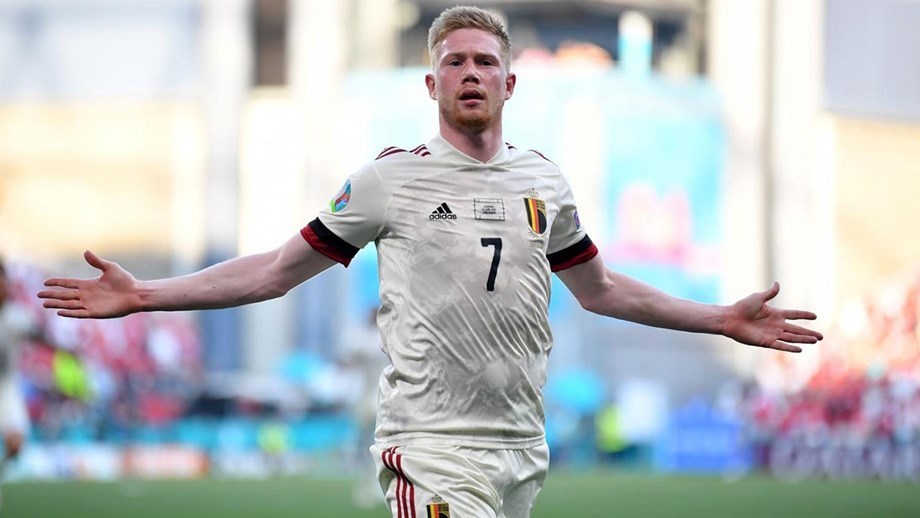 7 - De Bruyne (Manchester City, 100 millones de euros)